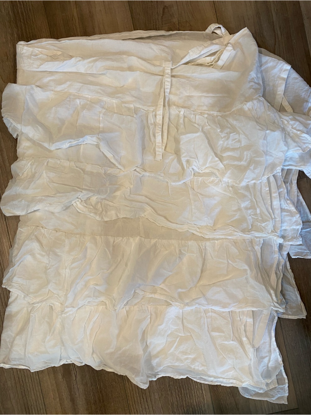 Pottery Barn Kids White Ruffled Lined Basket Liner - Picture 3 of 6